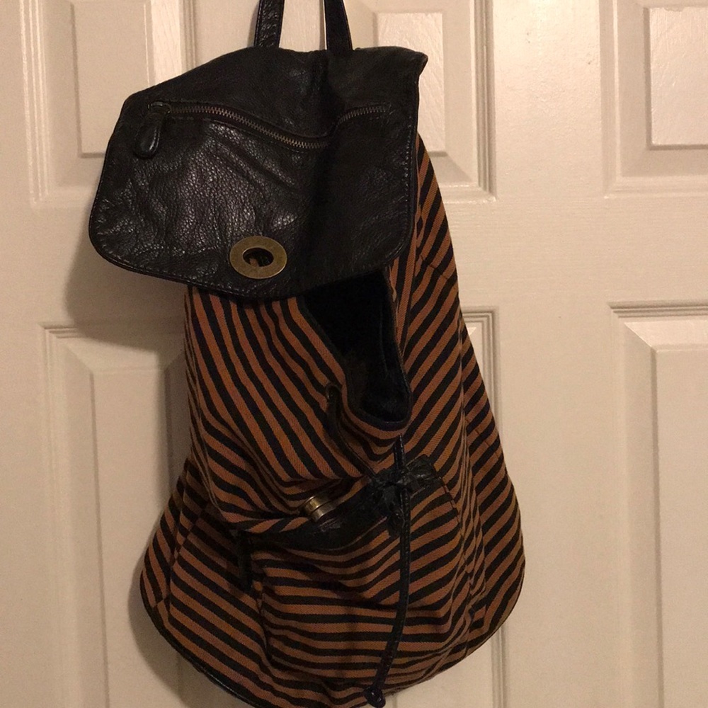 Cloth backpack - Picture 4 of 4